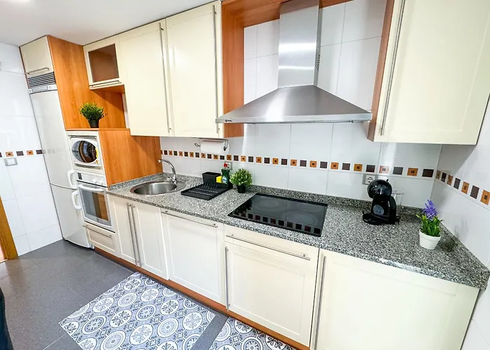 Bielsa Del Pilar Turistea 아파트 사라고사